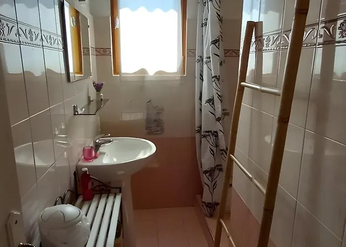 Au Bord De La Jonte L'aubriete Dom wakacyjny *